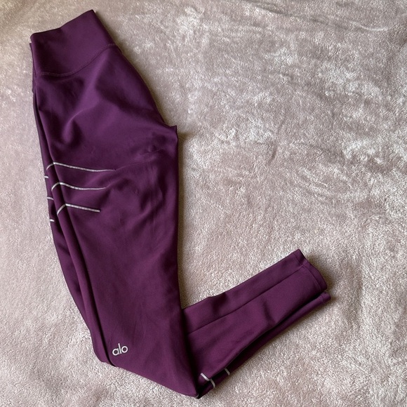 ALO Yoga Deep Purple Leggings - Picture 1 of 10